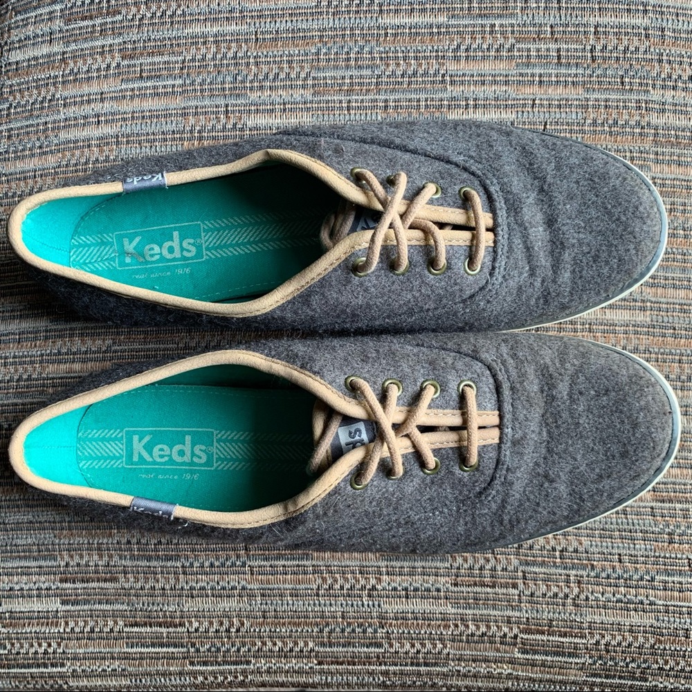 KEDS Gray Sneakers. Size 8